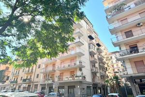4 LOCALI A PALERMO