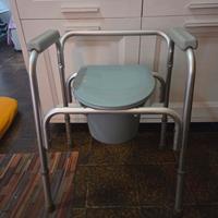 Wc portatile per anziani/disabili