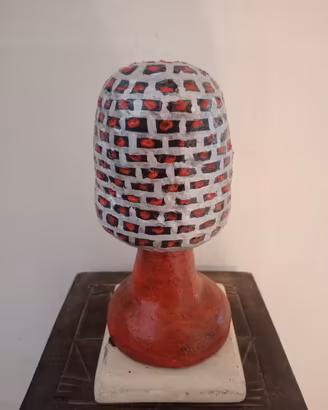 Pumo pugliese in legno e pietra