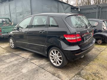 Subito - AUTODEMOLIZIONI PIU - Ricambi mercedes classe b ( w245 )180 cdi -  640940 - Accessori Auto In vendita a Rovigo