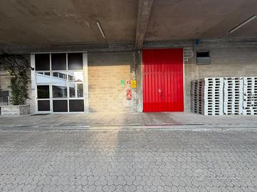 CAPANNONE A TREZZANO SUL NAVIGLIO
