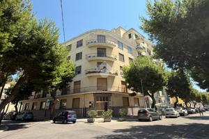 4 LOCALI A FOGGIA