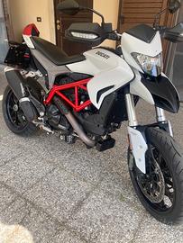Hypermotard 939