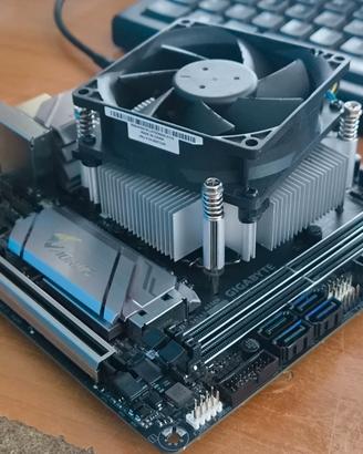 scheda madre + CPU|Aorus Z390-i Pro Wifi + i5 9400
