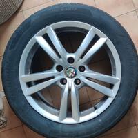 Cerchio Alfa Romeo gomma Hancook nuova 17