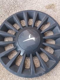 copricerchi lancia y elefantino grigio