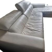 Divano in pelle bianco