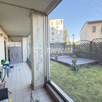 APPARTAMENTO BILOCALE CON GIARDINO E DOPPI SERVIZI