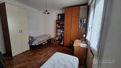 PADOVA Posto RAGAZZA camera doppia