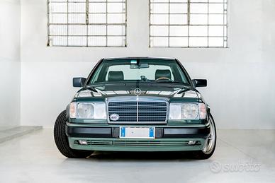 Mercedes-Benz W124 320 CE