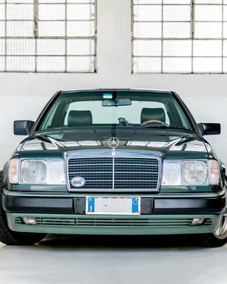Mercedes-Benz W124 320 CE