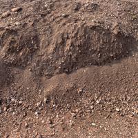 Terra nera per giardino.
