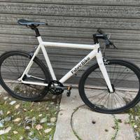 Bici scatto fisso