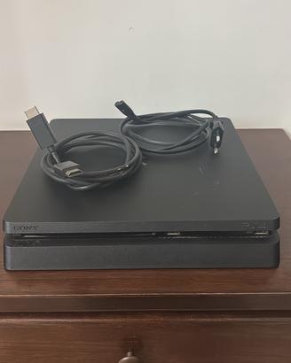 Playstation 4 slim