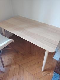 Tavolo Ikea in legno chiaro  mis 78x140