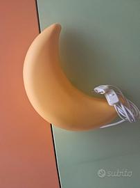 Lampada da Parete IKEA – Mezzaluna Gialla