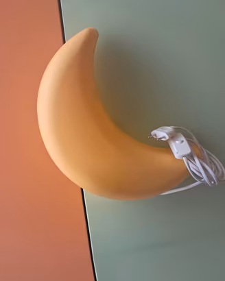 Lampada da Parete IKEA – Mezzaluna Gialla