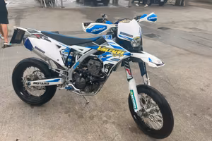 Valenti sm 125 z 2021