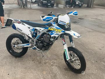Valenti sm 125 z 2021