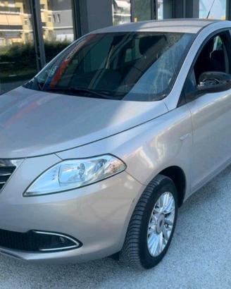 Lancia Ypsilon 0.9 TwinAir 85 CV - 12/2014-