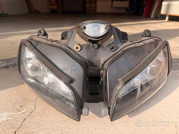 Faro anteriore Honda CBR 600 RR