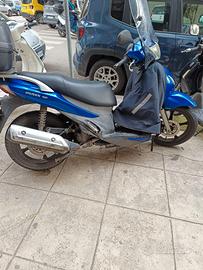 scooter suzukj sixteen 150