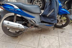 scooter suzukj sixteen 150