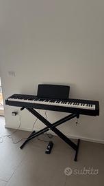 Pianoforte digitale Yamaha P 145