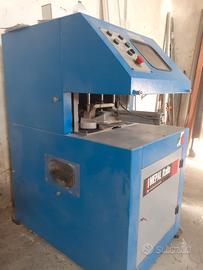 Pulitrice per serramenti in pvc