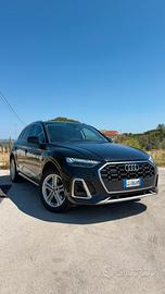 Audi Q5 40TDi 204cv Quattro Stronic Sline