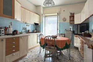 6 LOCALI A MANFREDONIA