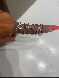 set 7 anelli bershka