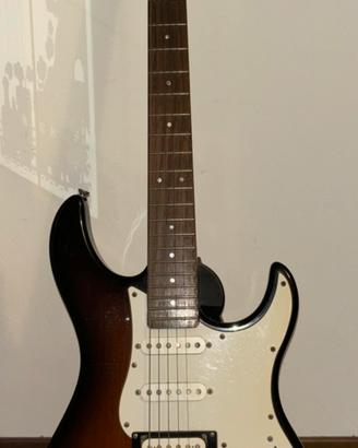 Yamaha Pacifica Pac112V
