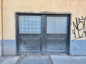 Ampio locale su due livelli