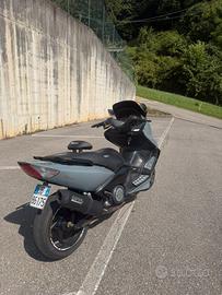 Yamaha Tmax