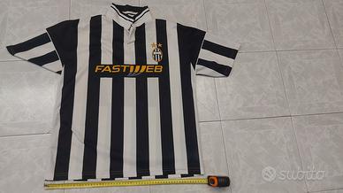 MAGLIA JUVENTUS TREZEGUET 2001/2002  NON ORIGINALE