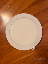 Faretto a Led rotondo bianco 22x22