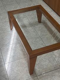 Tavolino in legno e vetro