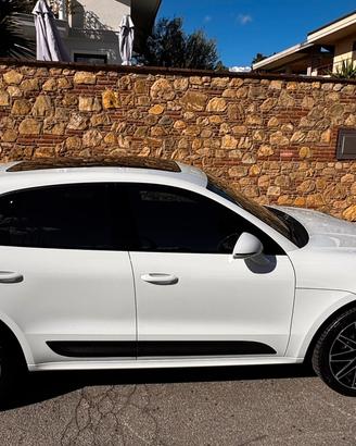 Porsche Macan 2.0 265 cavalli