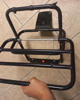 Portapacchi FACO per Vespa