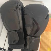 Guanti VENUM CONTENDER boxe
