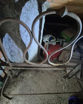 spalliere del letto in ferro battuto