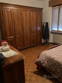 camera da letto matrimoniale in noce