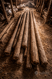 Pali legno , travi , barbotti per recinzione c