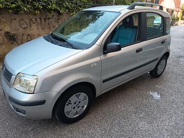 Panda modello 2006 neopatentati 1200  pochi km!