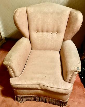 Due grandi poltrone anni 50