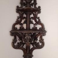 Magnifica piattaia angoliera del XIX secolo