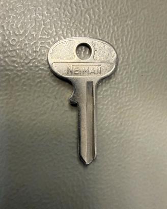 chiave NEIMAN originale vergine per PIAGGIO CIAO