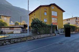 Immobile in asta di 268 m² con 4 locali e box auto