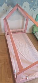 Letto montessori Bambina